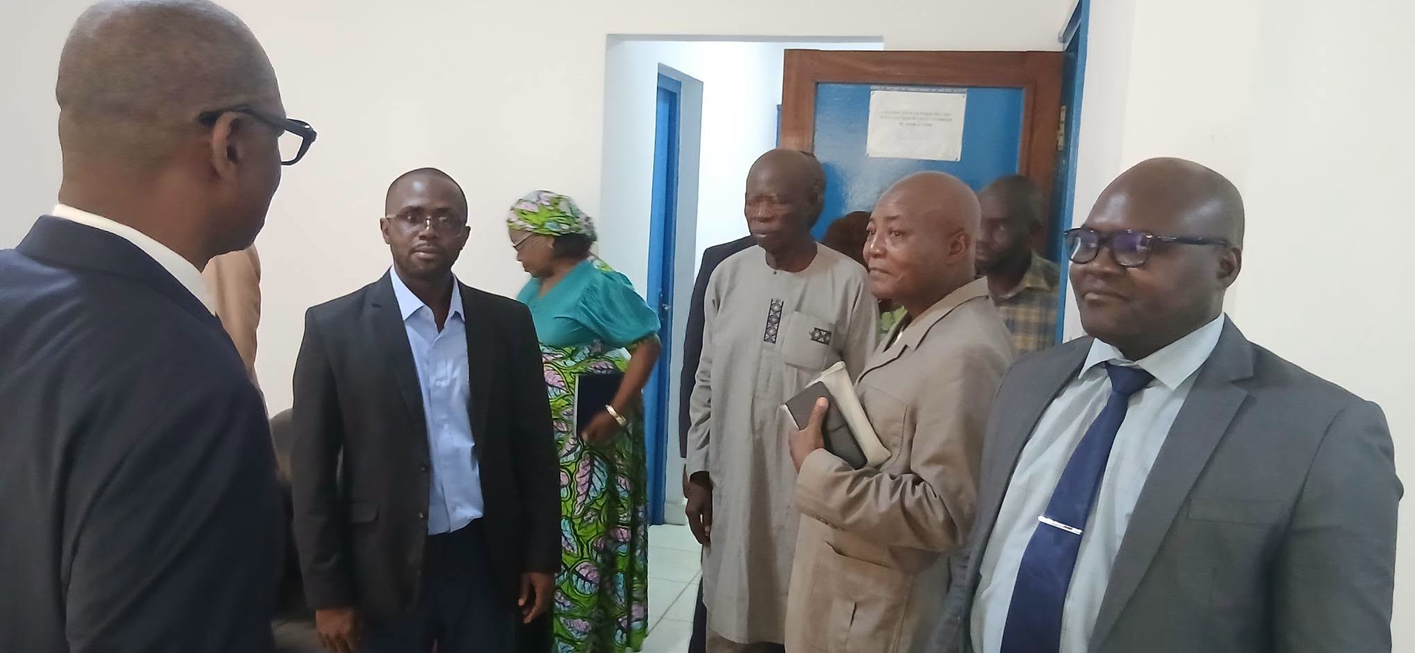 Visite de travail du Ministre Roger ANDJALANDJI