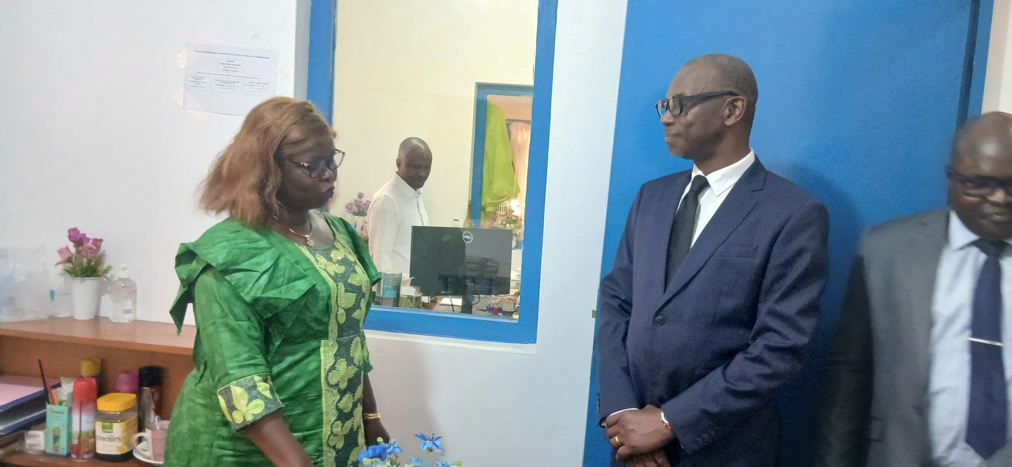 Visite de travail du Ministre Roger ANDJALANDJI